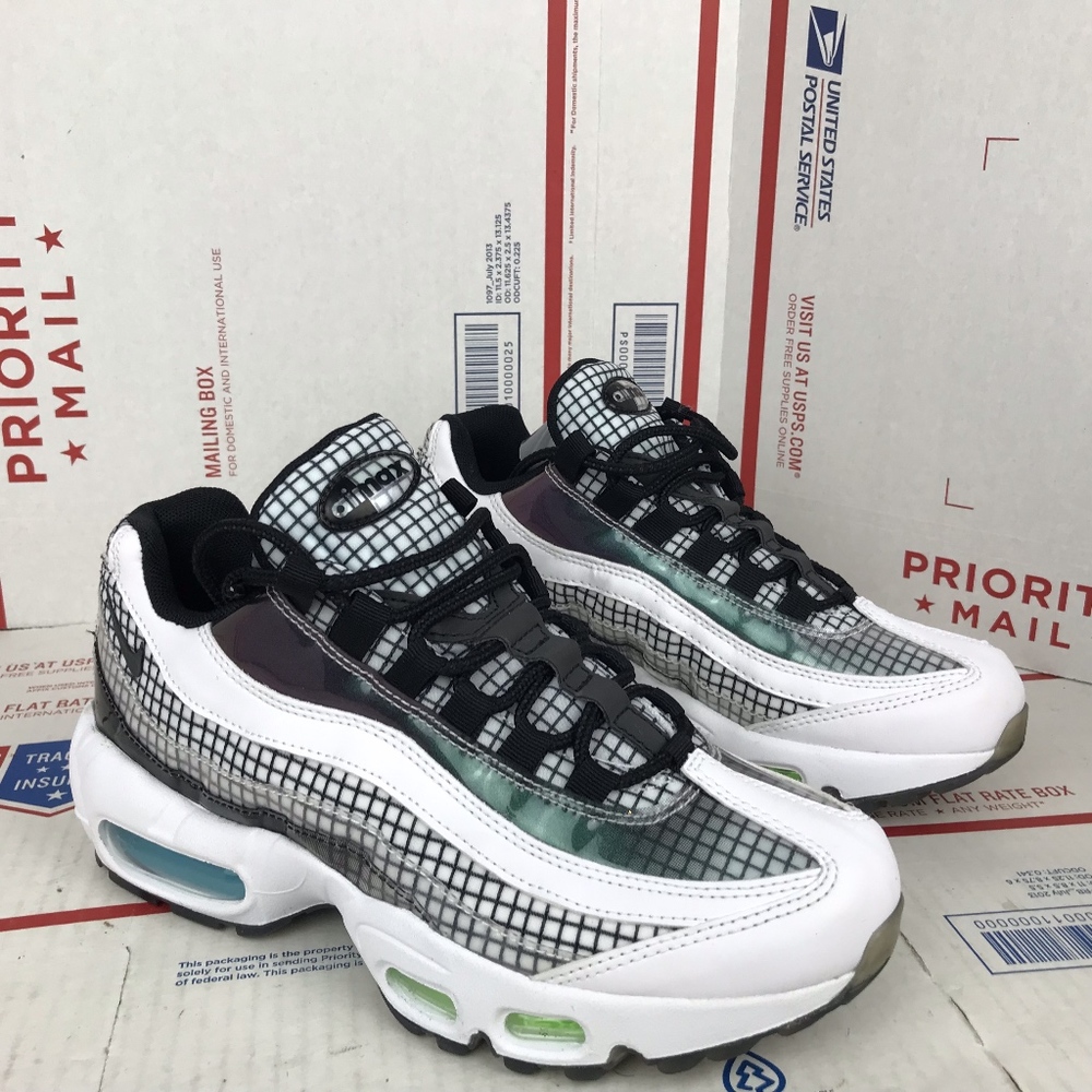 Nike Mens Air Max 95 Grid AO2450-100 Size 4.5